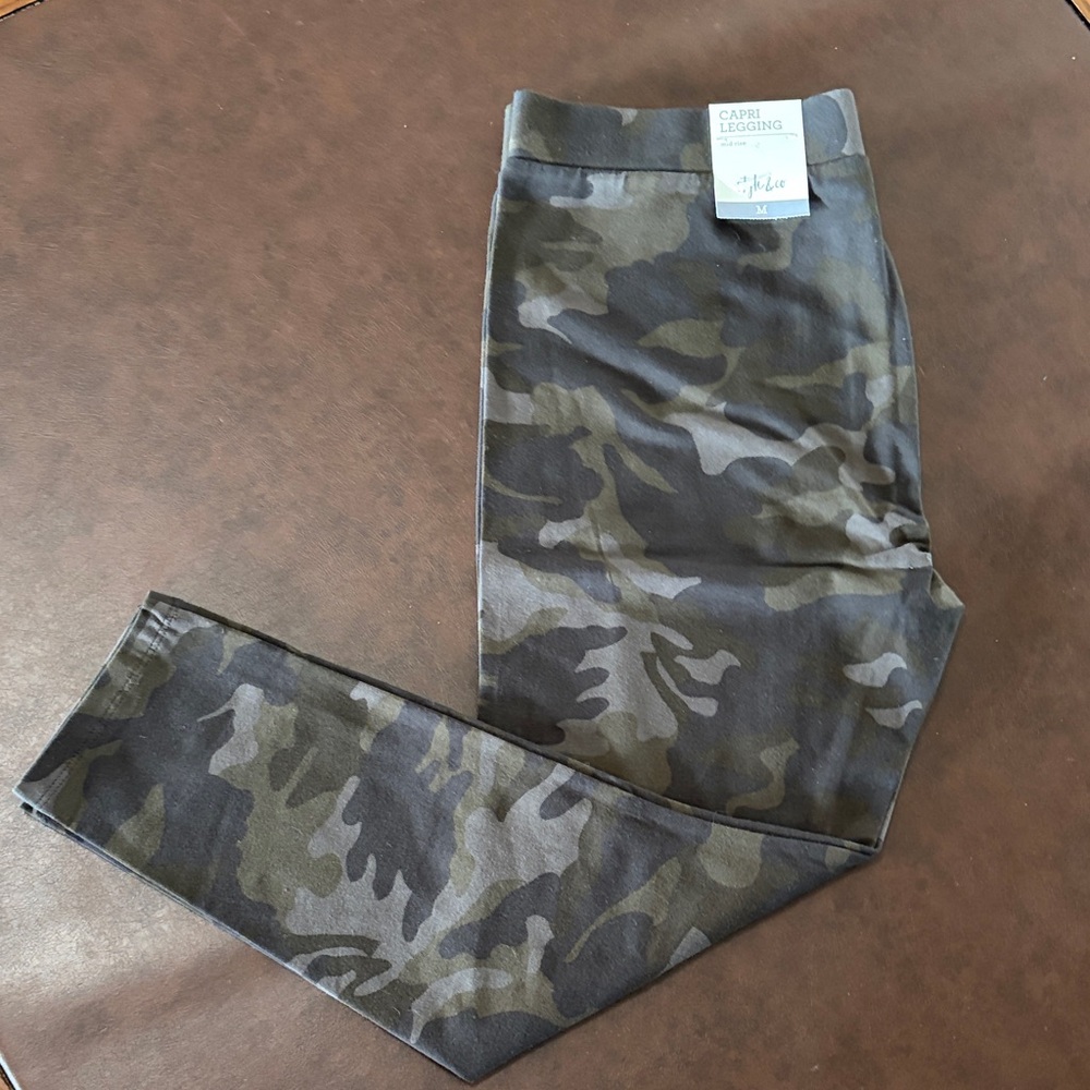 Camo capri leggings for Women